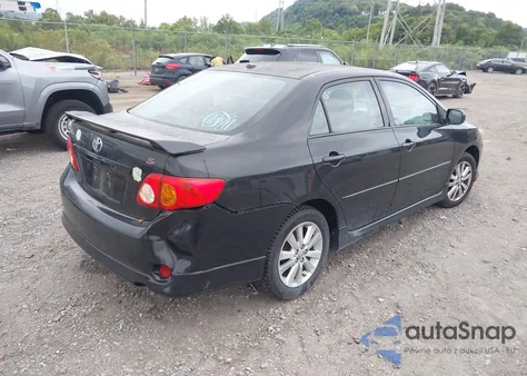 2010 Toyota Corolla S z USA, uszkodzony, nr VIN 2T1BU4EEXAC294331